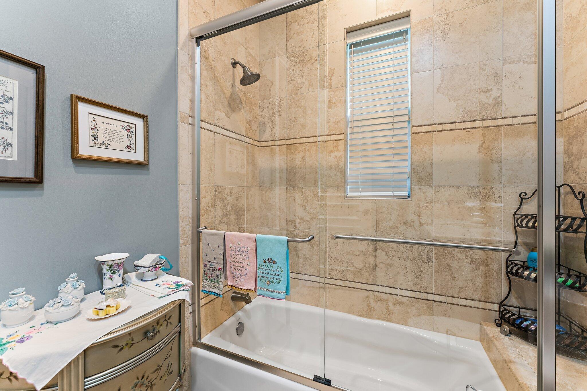 MEDALIST CLUB - Residential