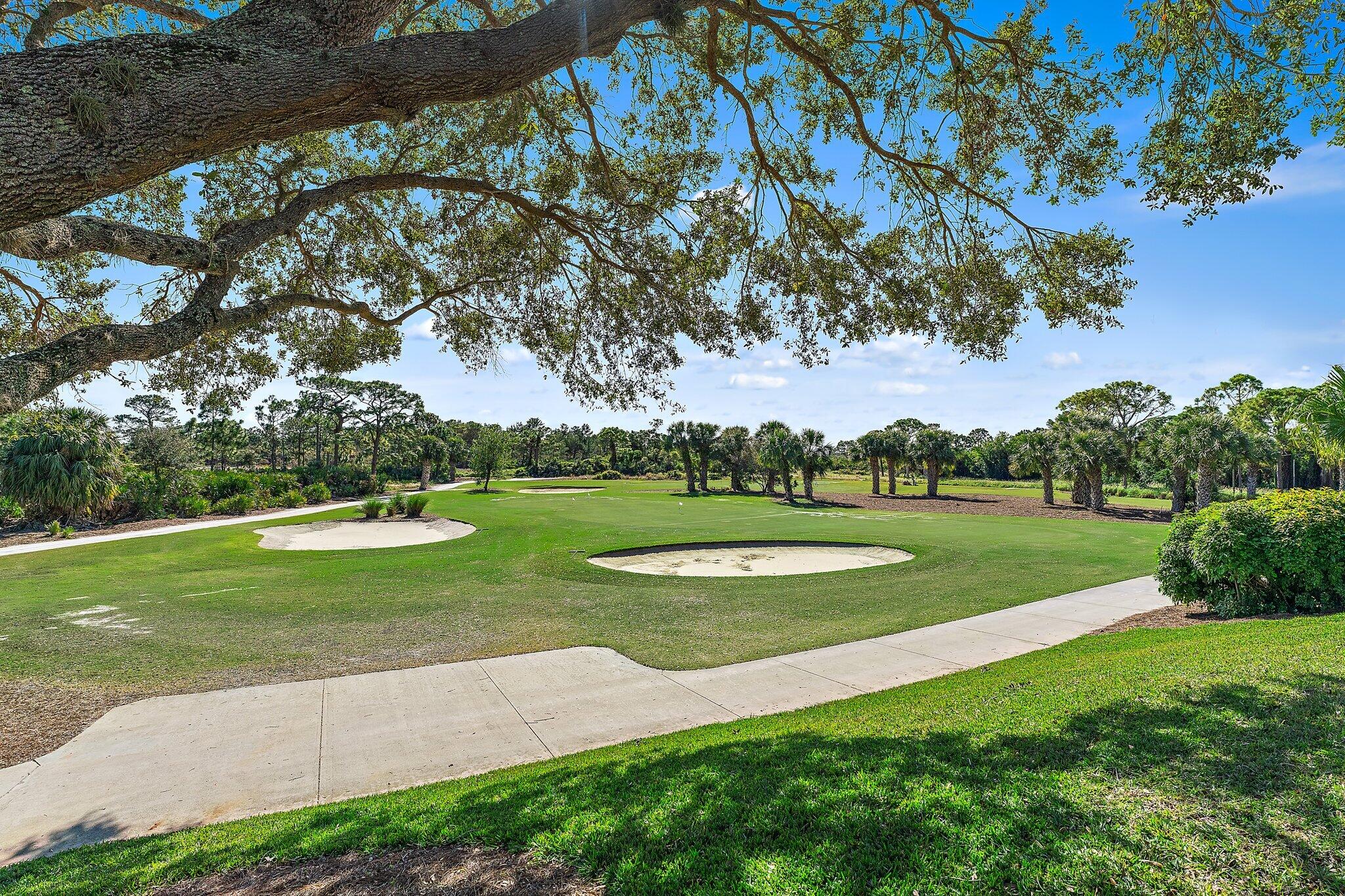 MEDALIST CLUB - Residential