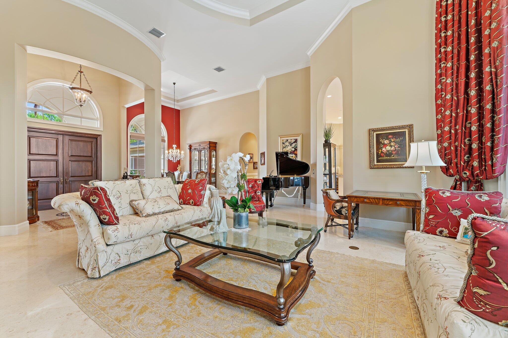 MEDALIST CLUB - Residential