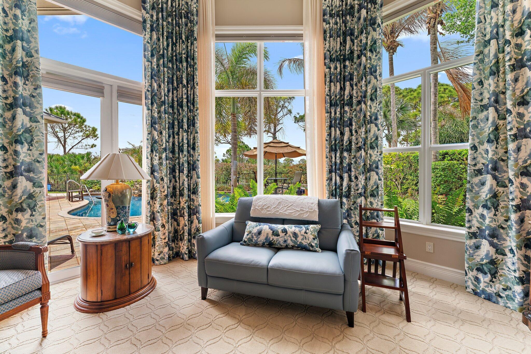 MEDALIST CLUB - Residential