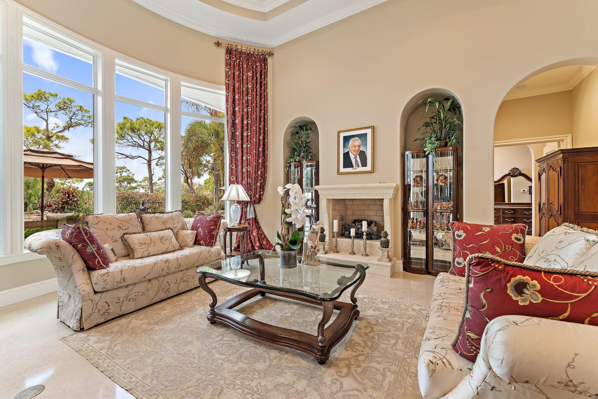 MEDALIST CLUB - Residential