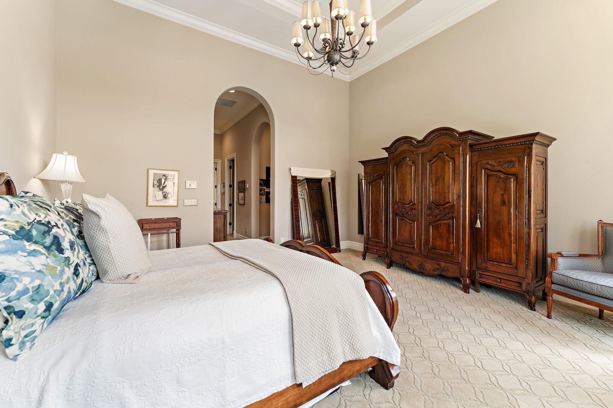 MEDALIST CLUB - Residential