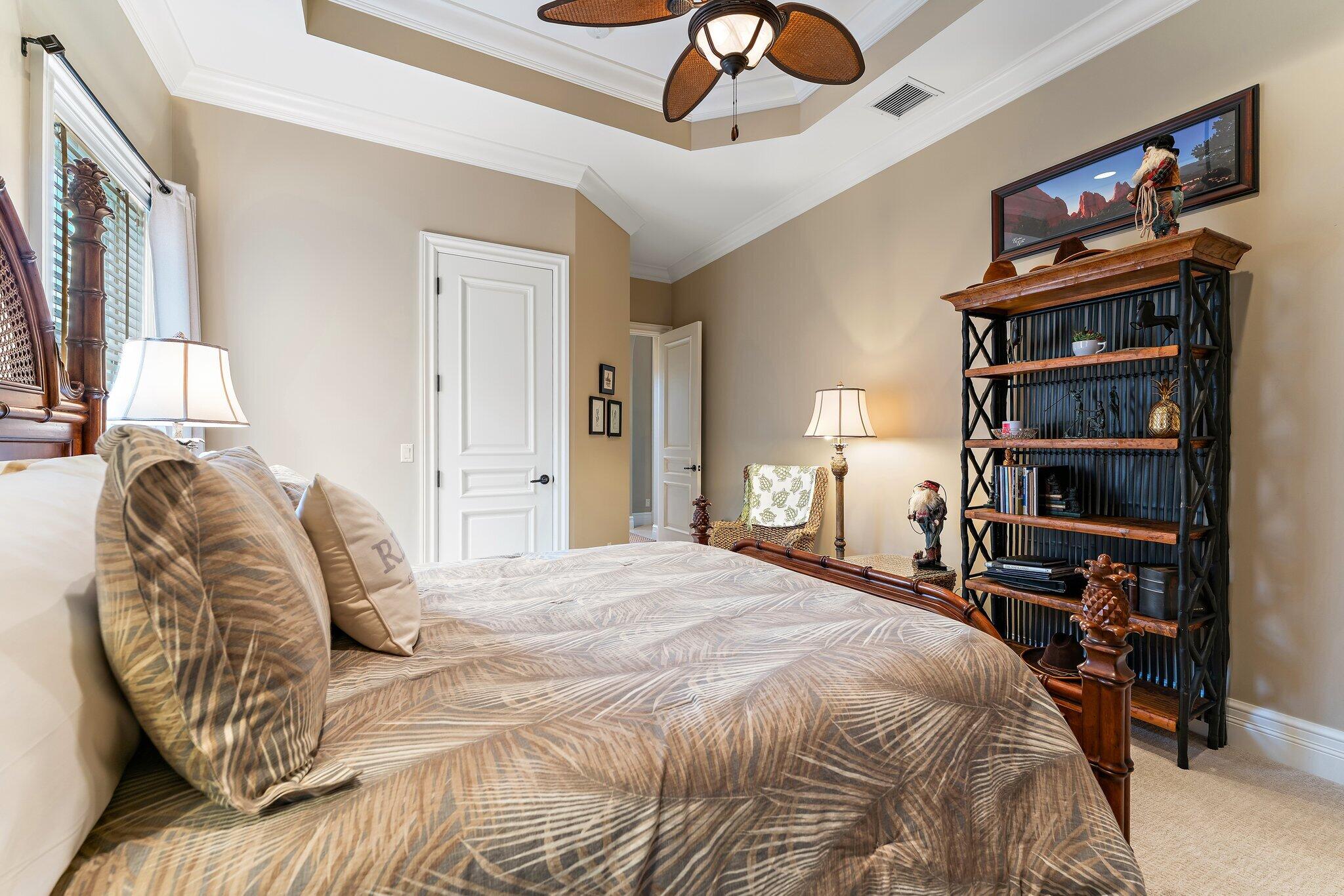 MEDALIST CLUB - Residential