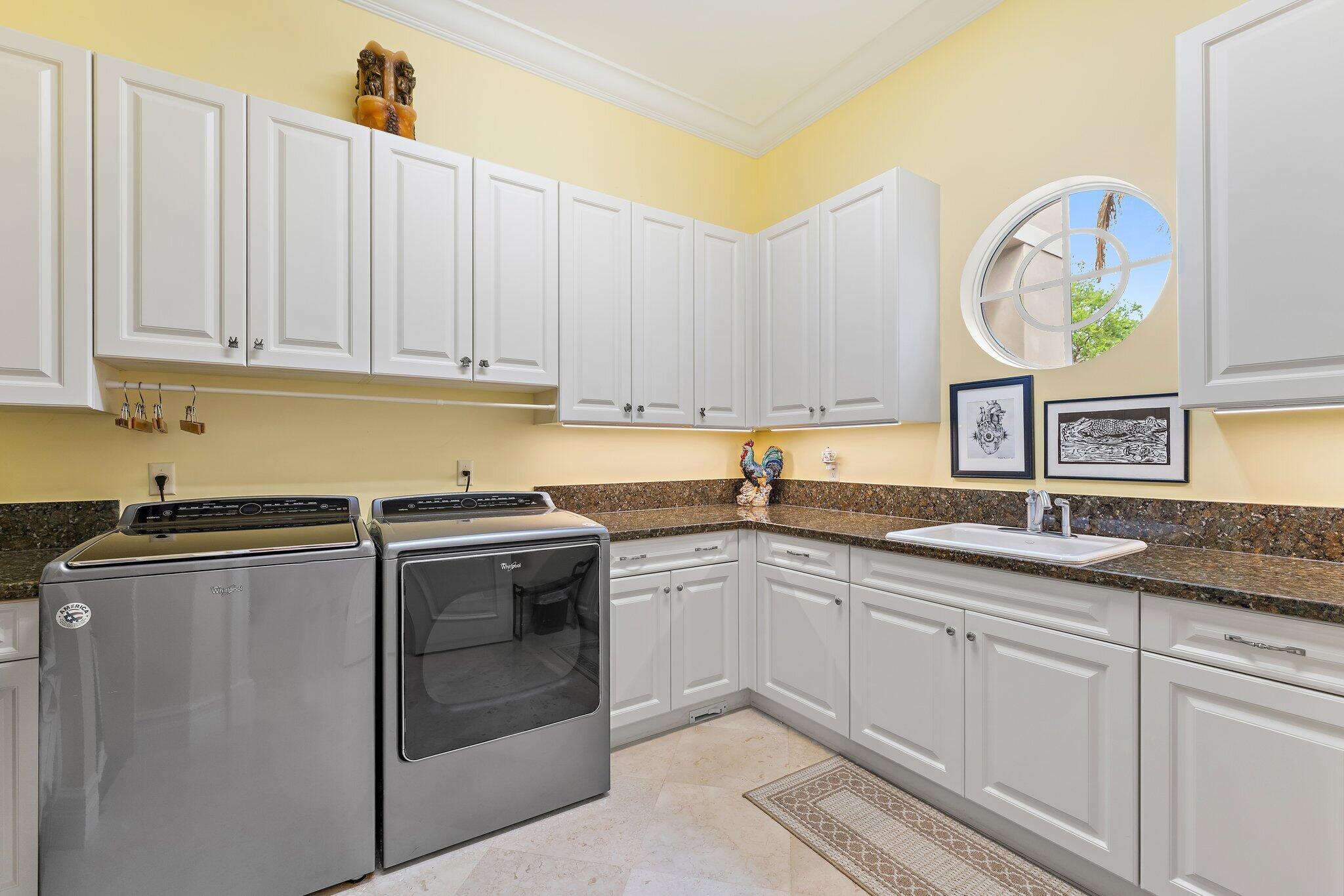 MEDALIST CLUB - Residential