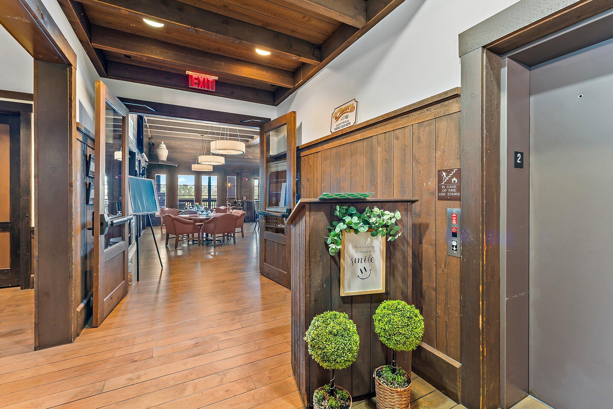 MEDALIST CLUB - Residential