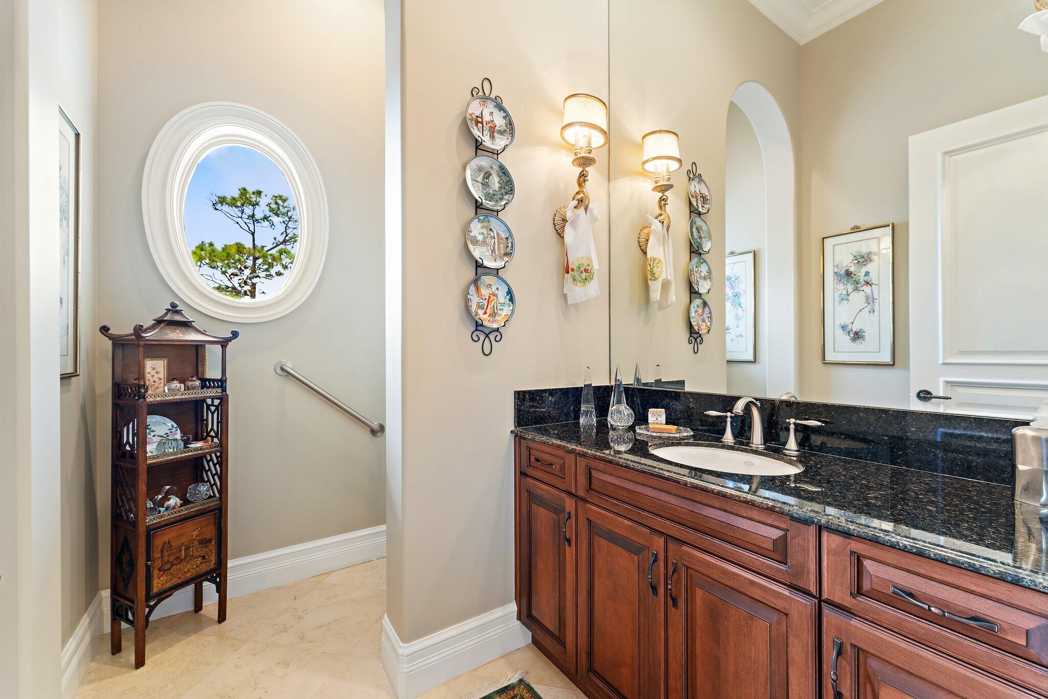 MEDALIST CLUB - Residential