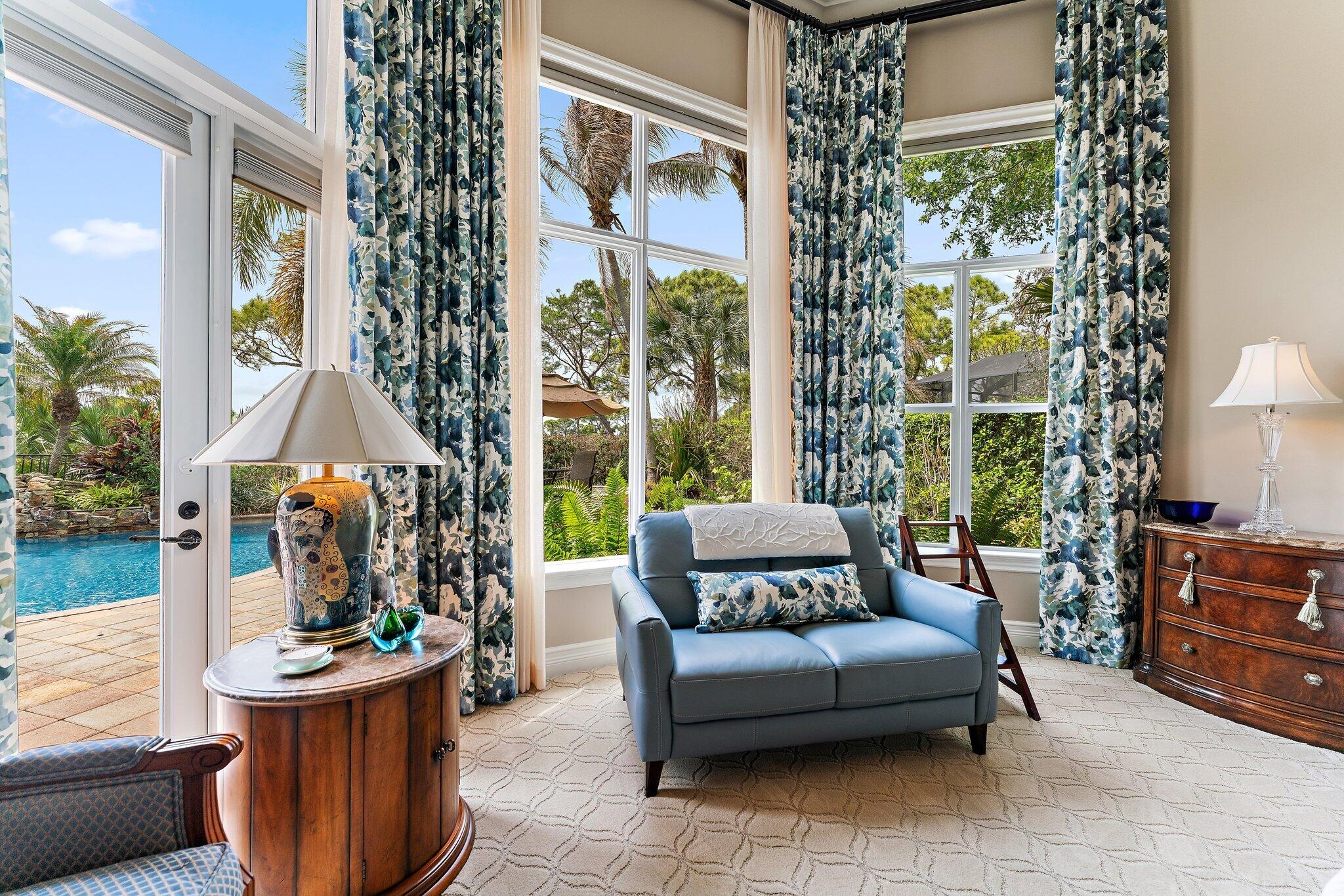 MEDALIST CLUB - Residential