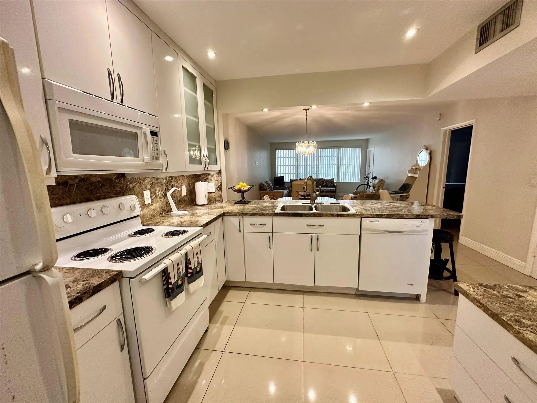 1250 Atlantic Shores Blvd 106  