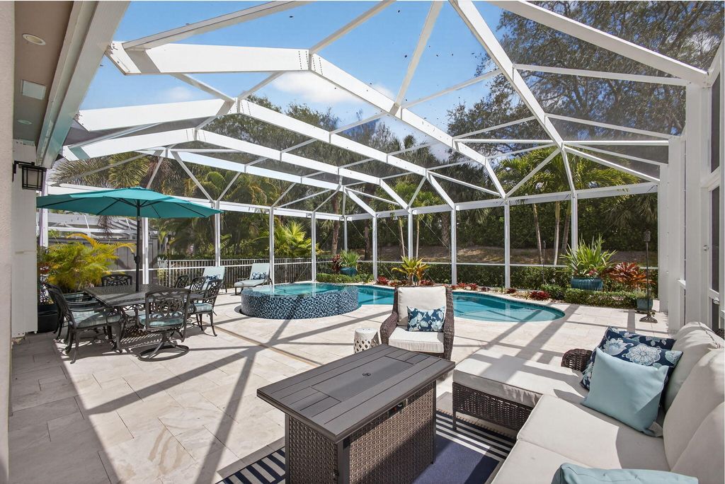 Photo of 719 Pinehurst Way, Palm Beach Gardens, FL 33418 (MLS # B26010565)