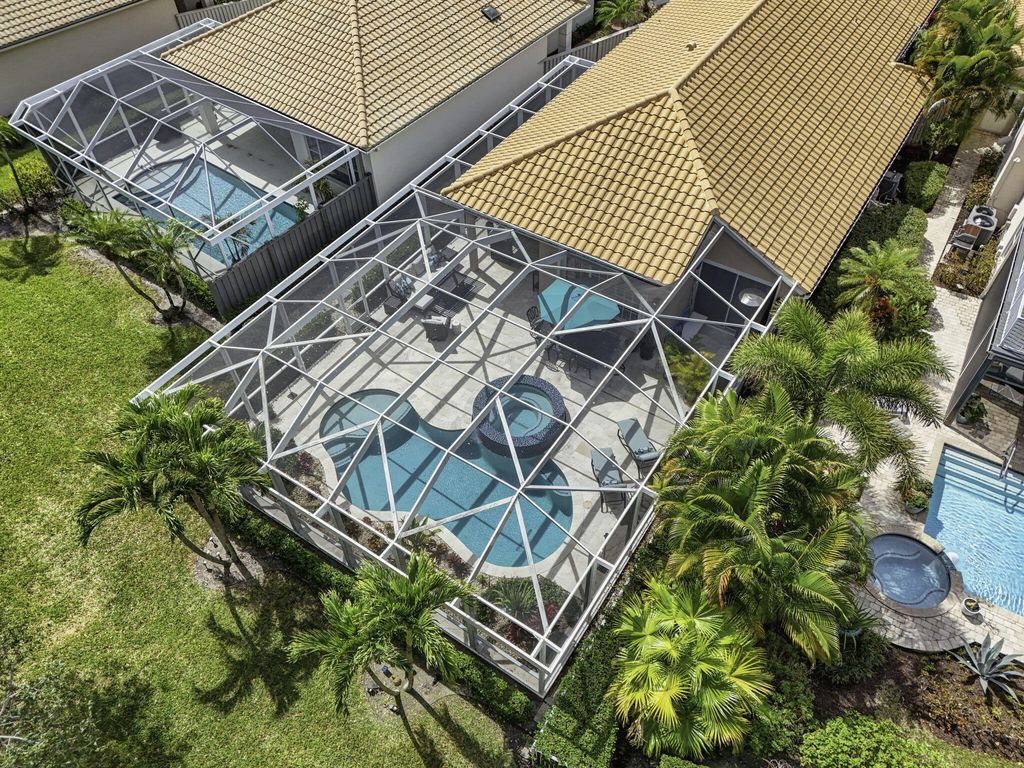 Photo of 719 Pinehurst Way, Palm Beach Gardens, FL 33418 (MLS # B26010565)