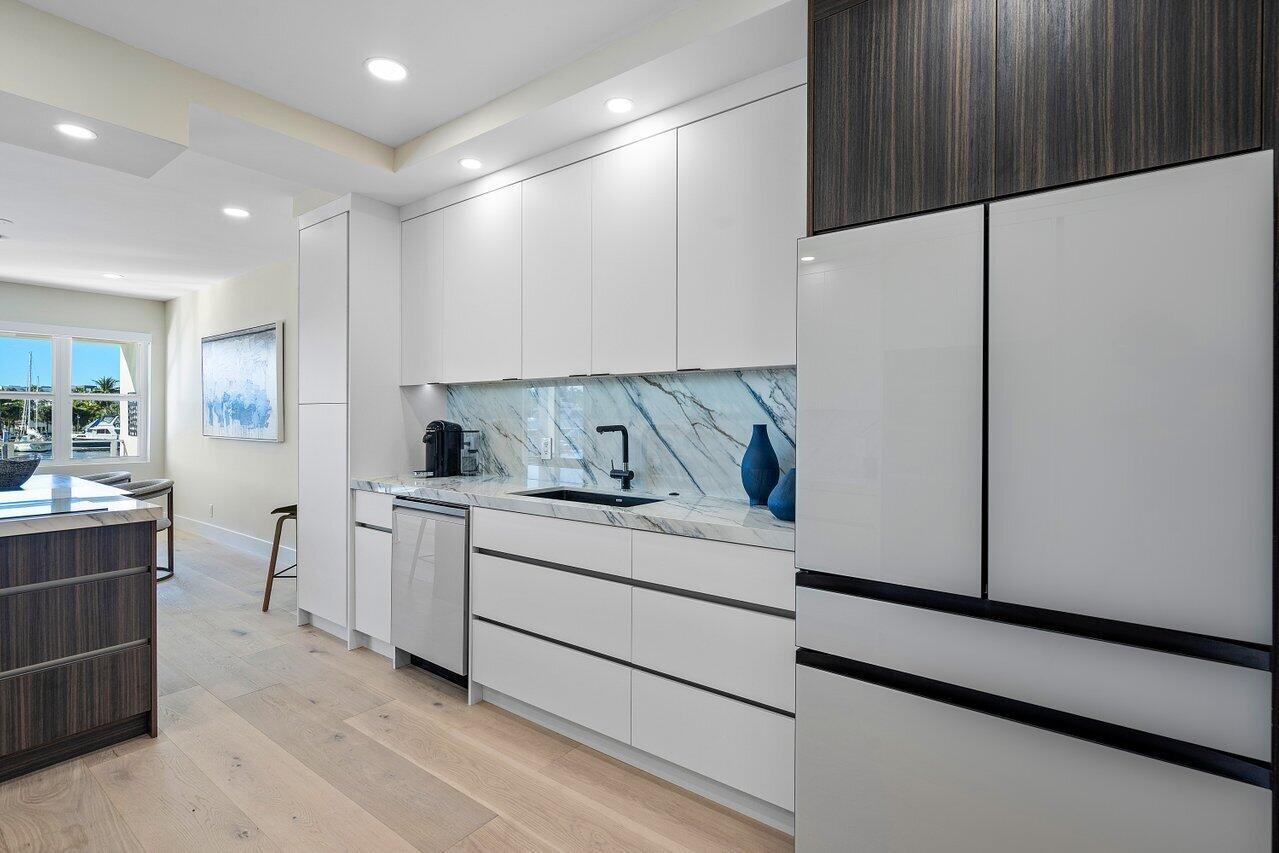 DELRAY BEACH YACHT CLUB C - Residential