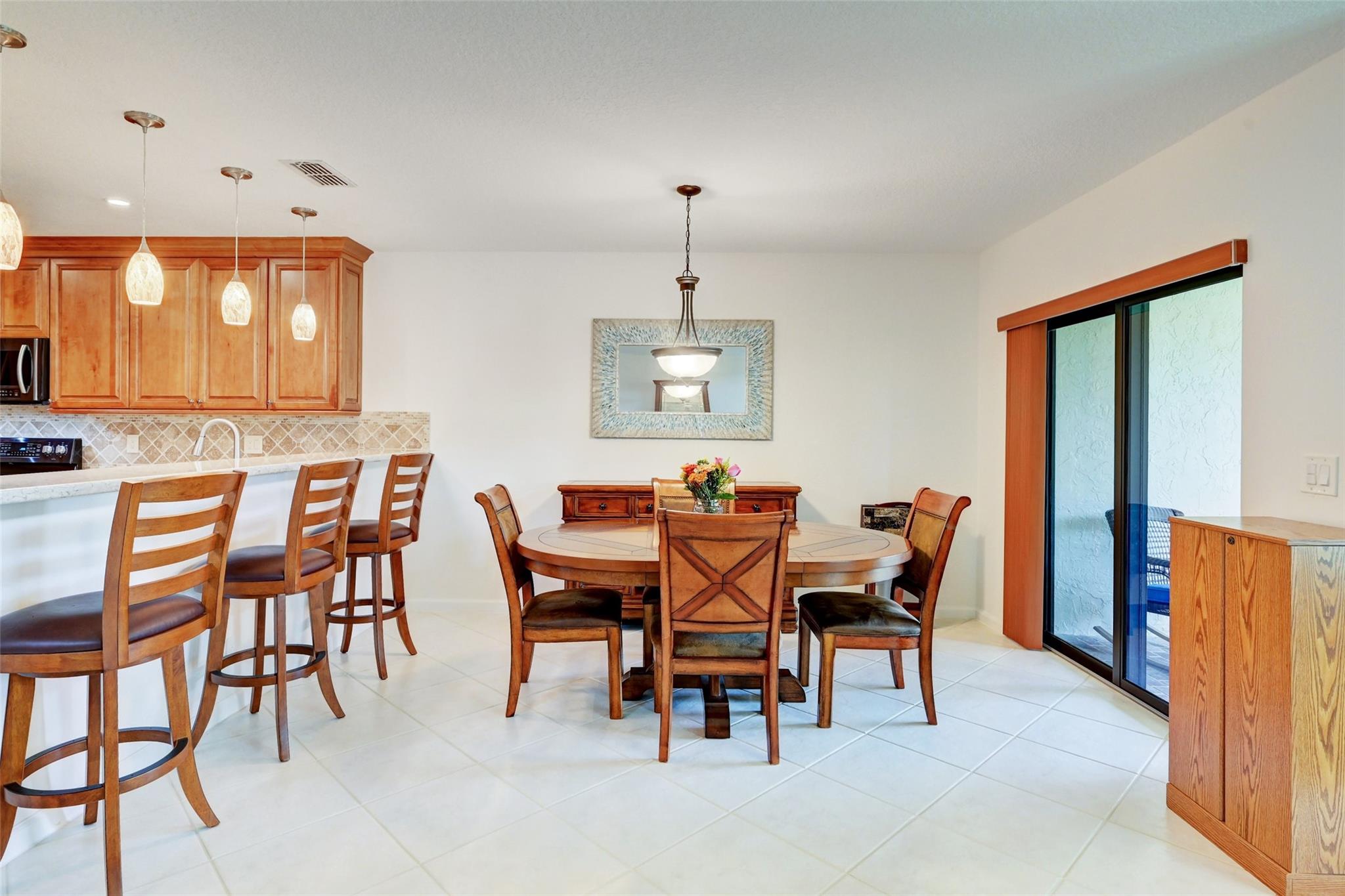 6079 Glendale Dr 6079