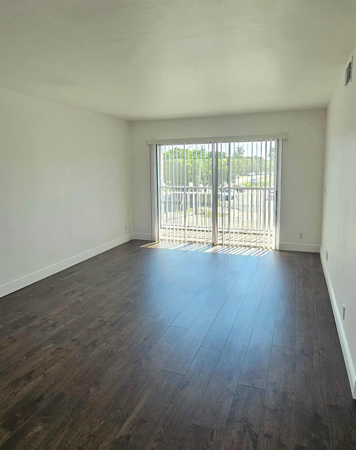 APARTMENTS AT TIMBERLAKE - Residential Lease