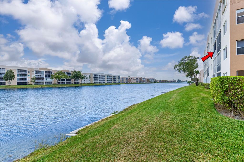 Photo of 7770 Trent Drive #302, Fort Lauderdale, FL 33321 (MLS # F10548523)