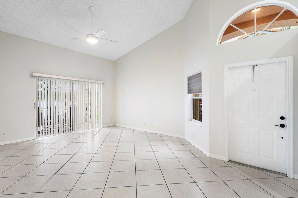 Photo of 10679 Lake Shore Drive, Wellington, FL 33414 (MLS # R11162726)