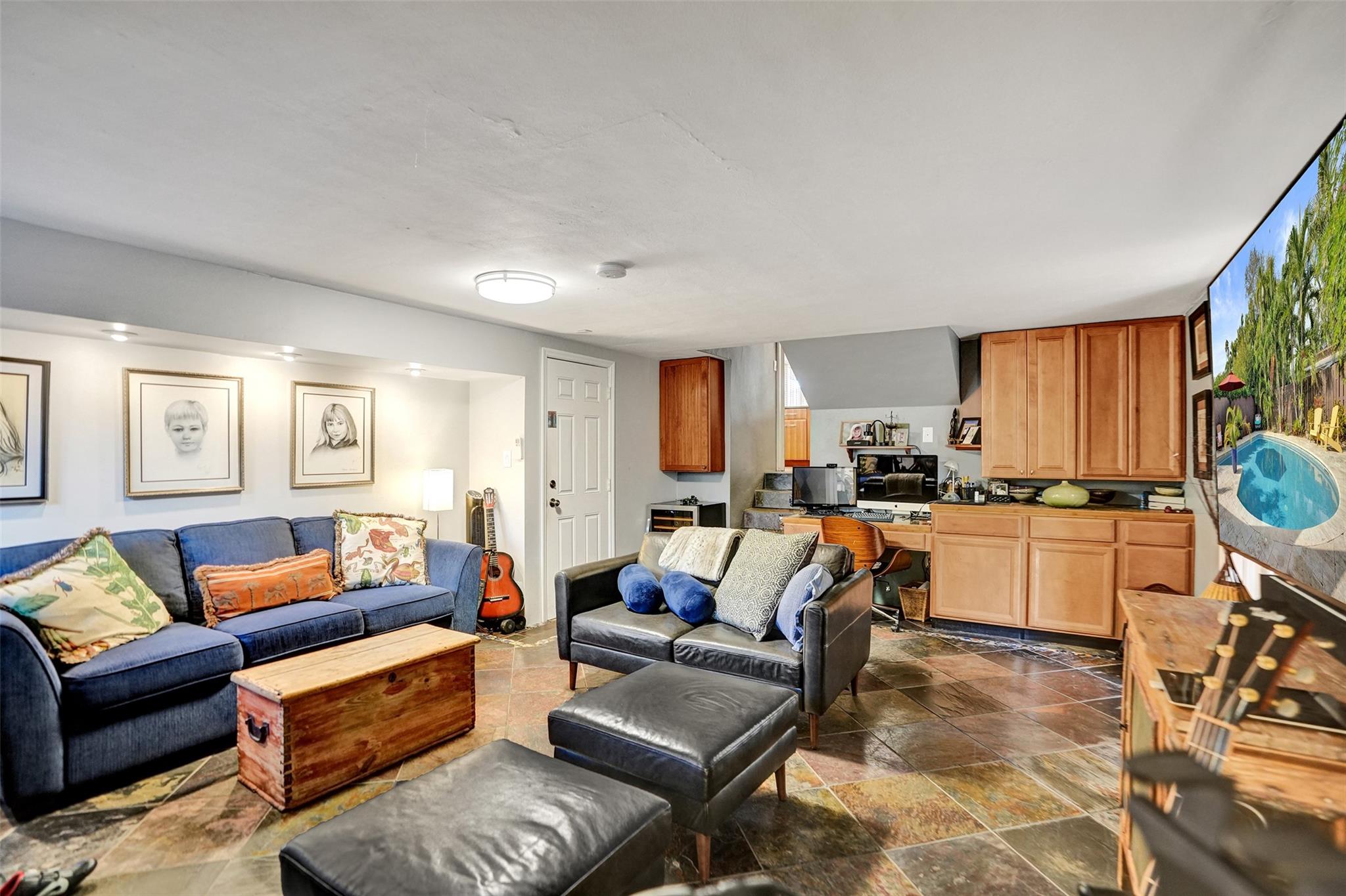 Harbour Heights Add 35-21 - Residential Lease