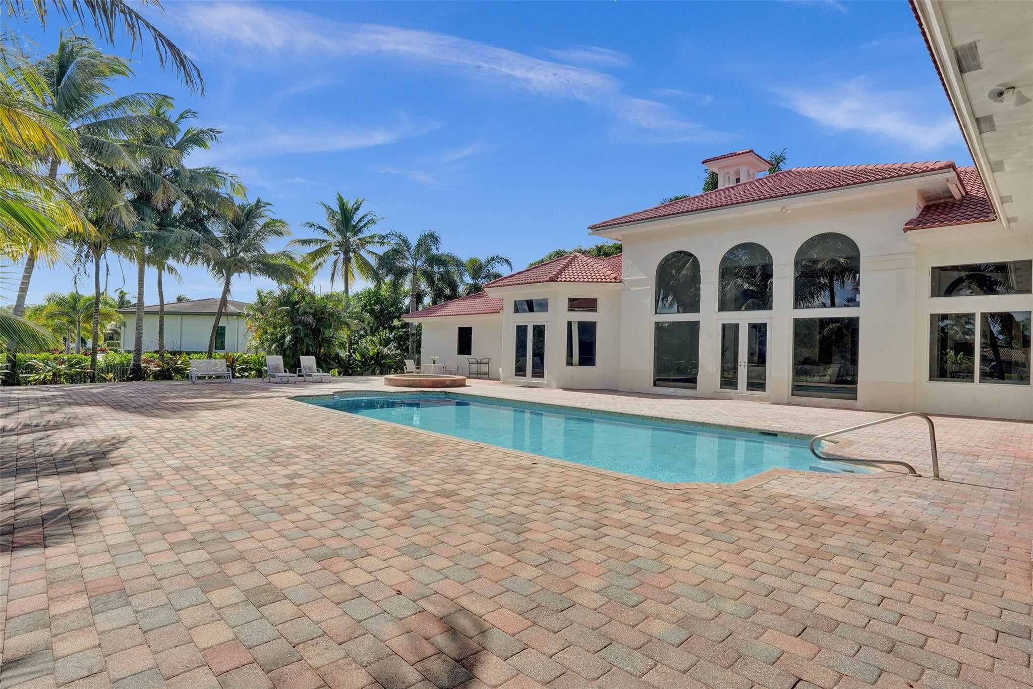 Rio Poco - Residential