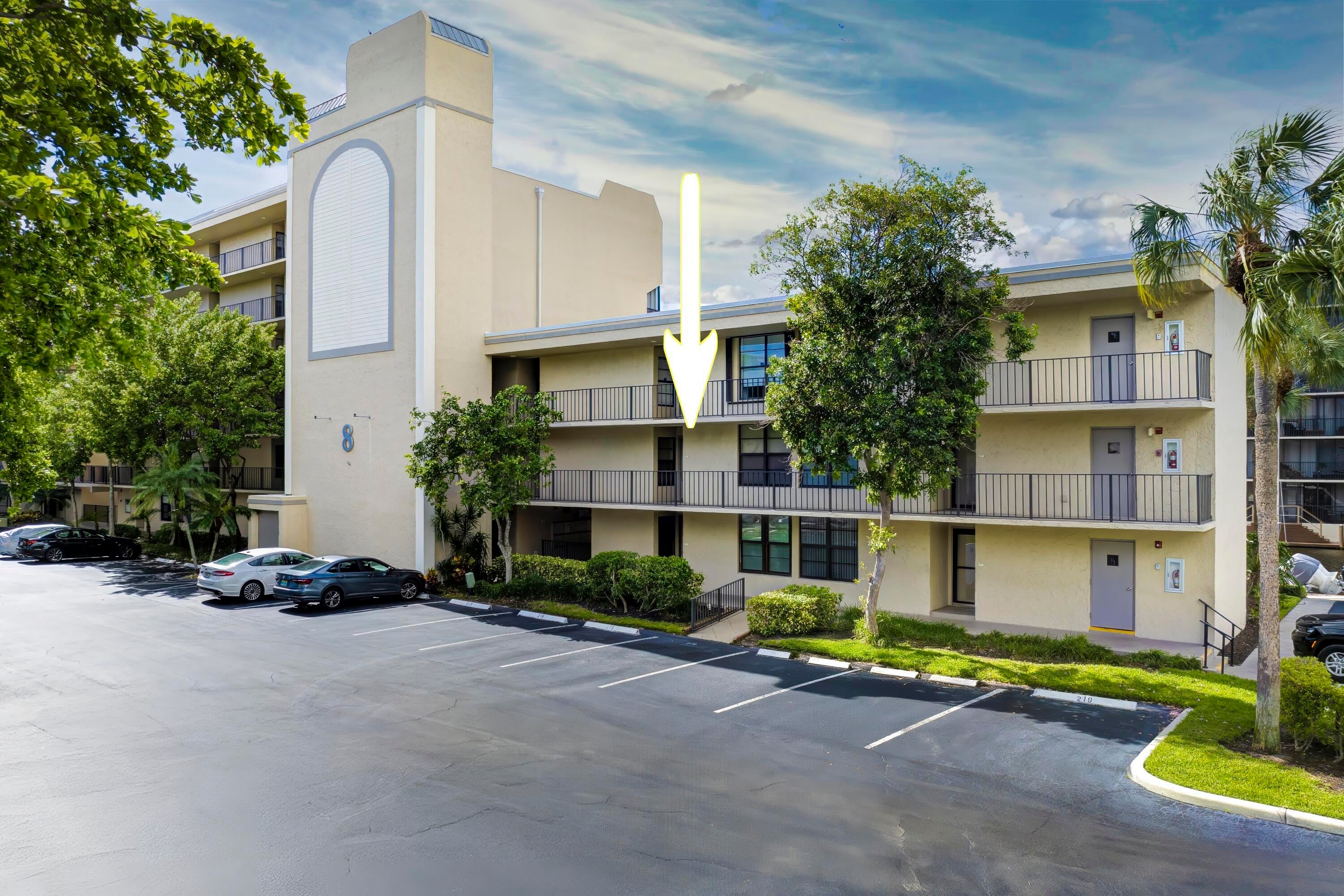8 Royal Palm Way 2050