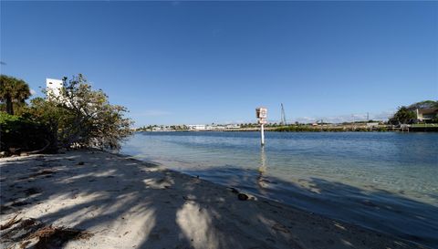 A home in Deerfield Beach