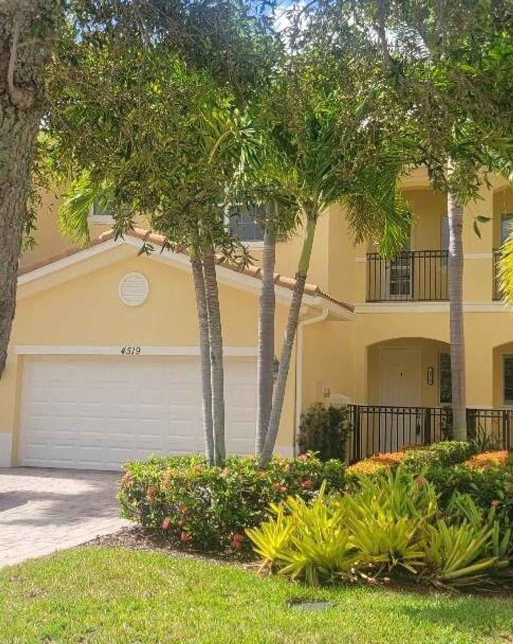 Photo of 4519 Cadiz Circle, Palm Beach Gardens, FL 33418 (MLS # R10904533)