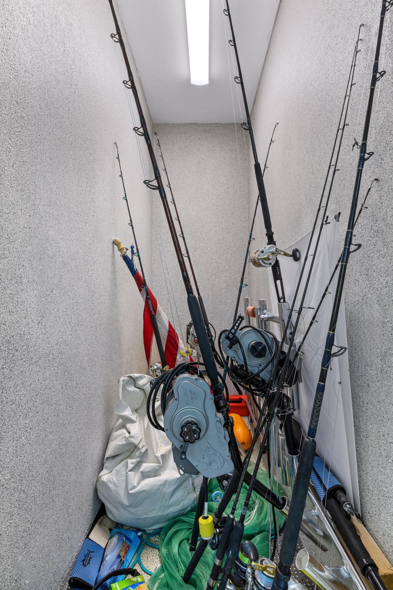 BOYNTON ISLES - Residential