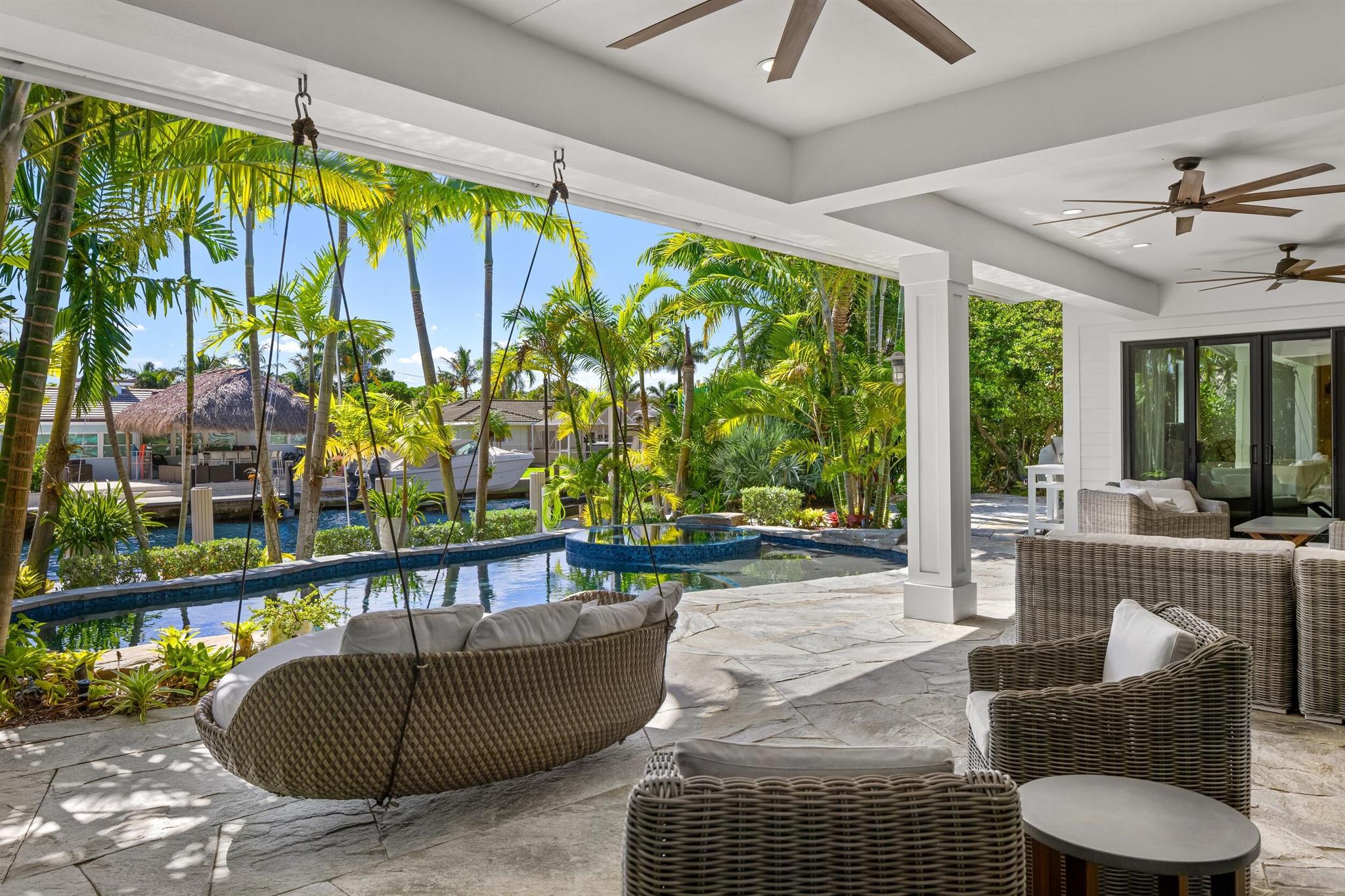 BOYNTON ISLES - Residential