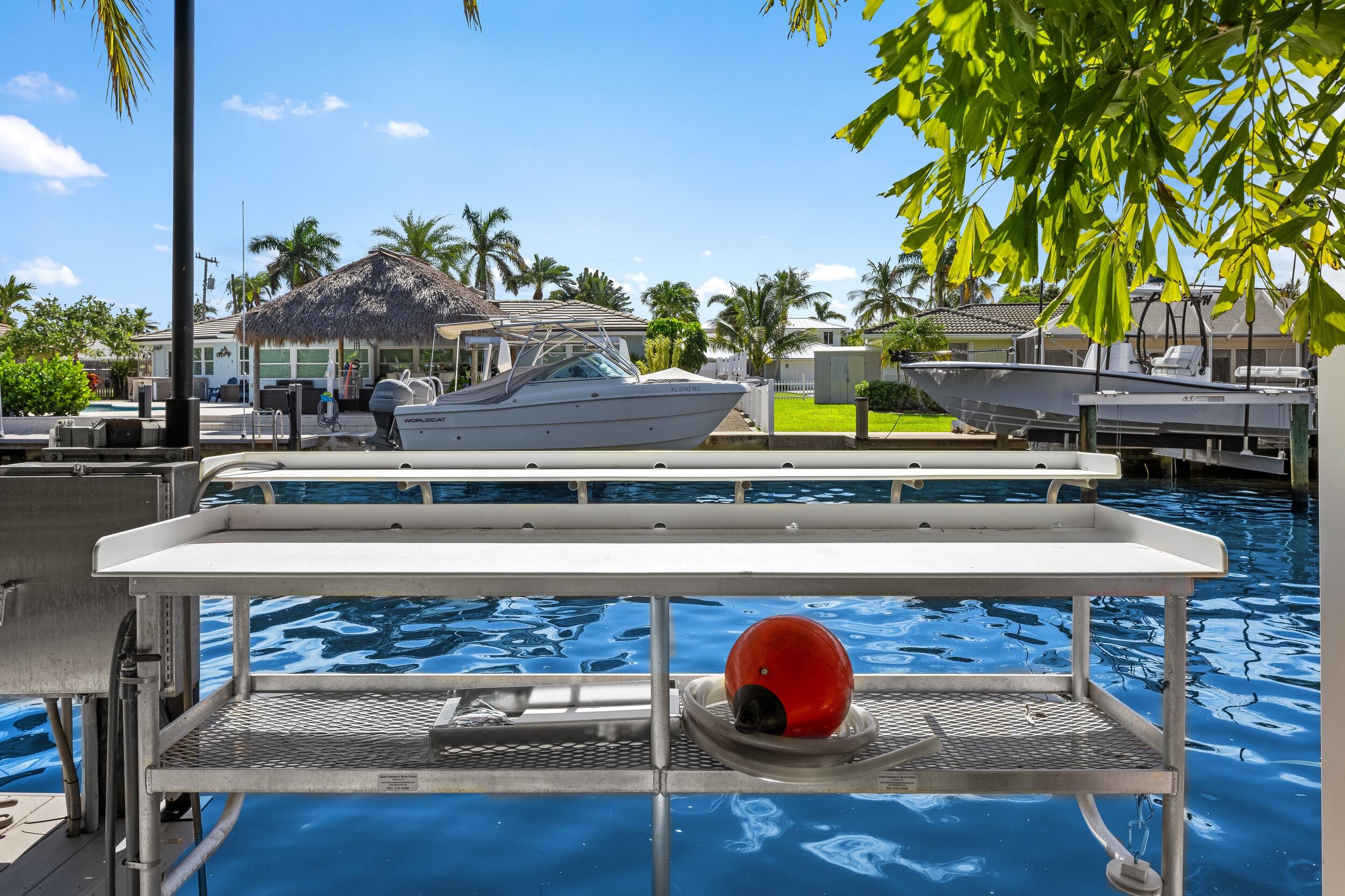 BOYNTON ISLES - Residential