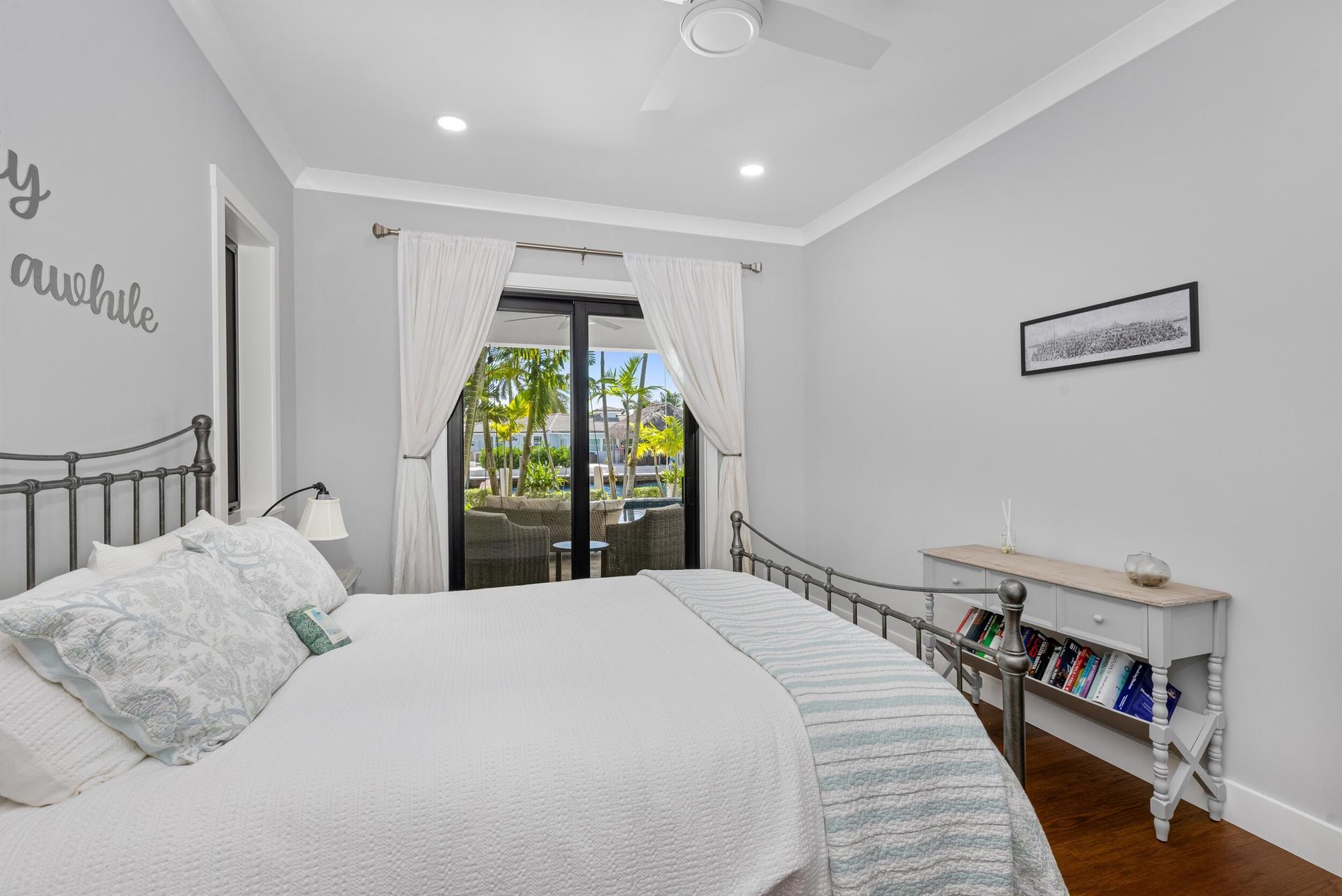 BOYNTON ISLES - Residential