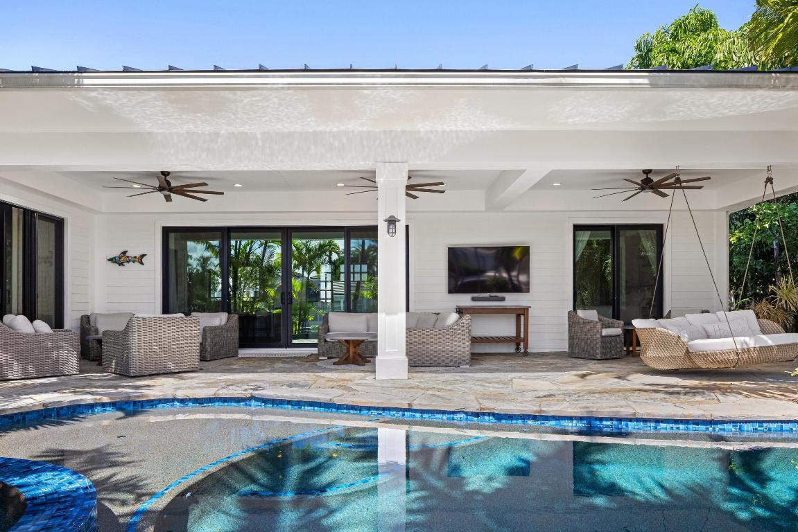 BOYNTON ISLES - Residential