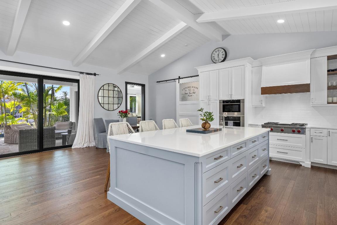 BOYNTON ISLES - Residential