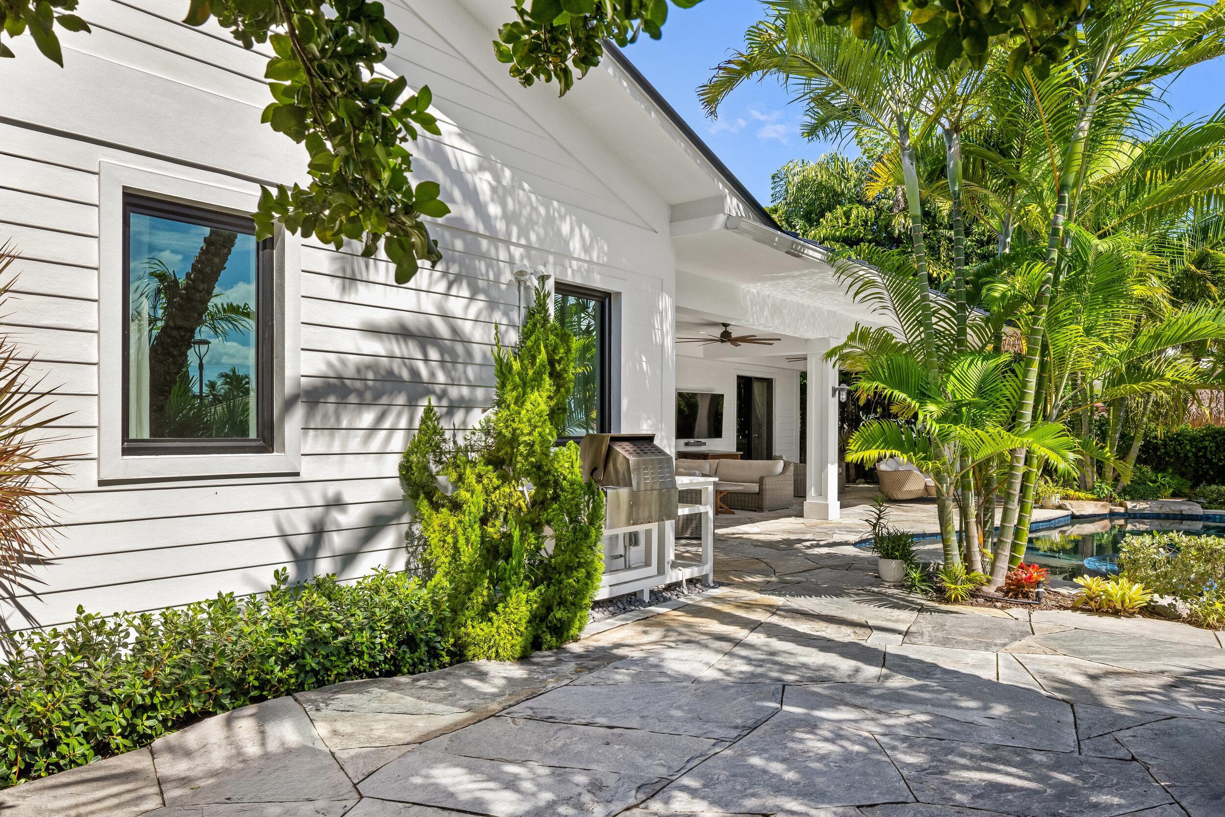 BOYNTON ISLES - Residential