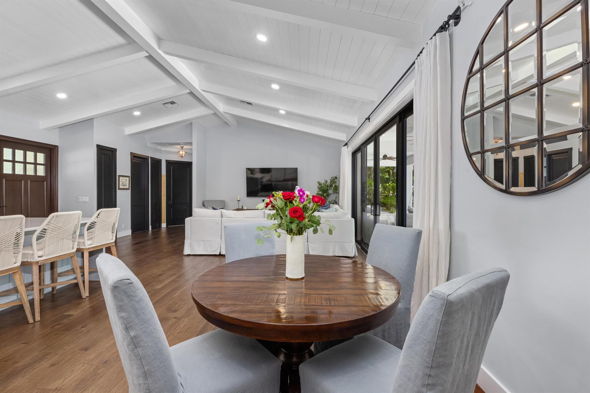 BOYNTON ISLES - Residential