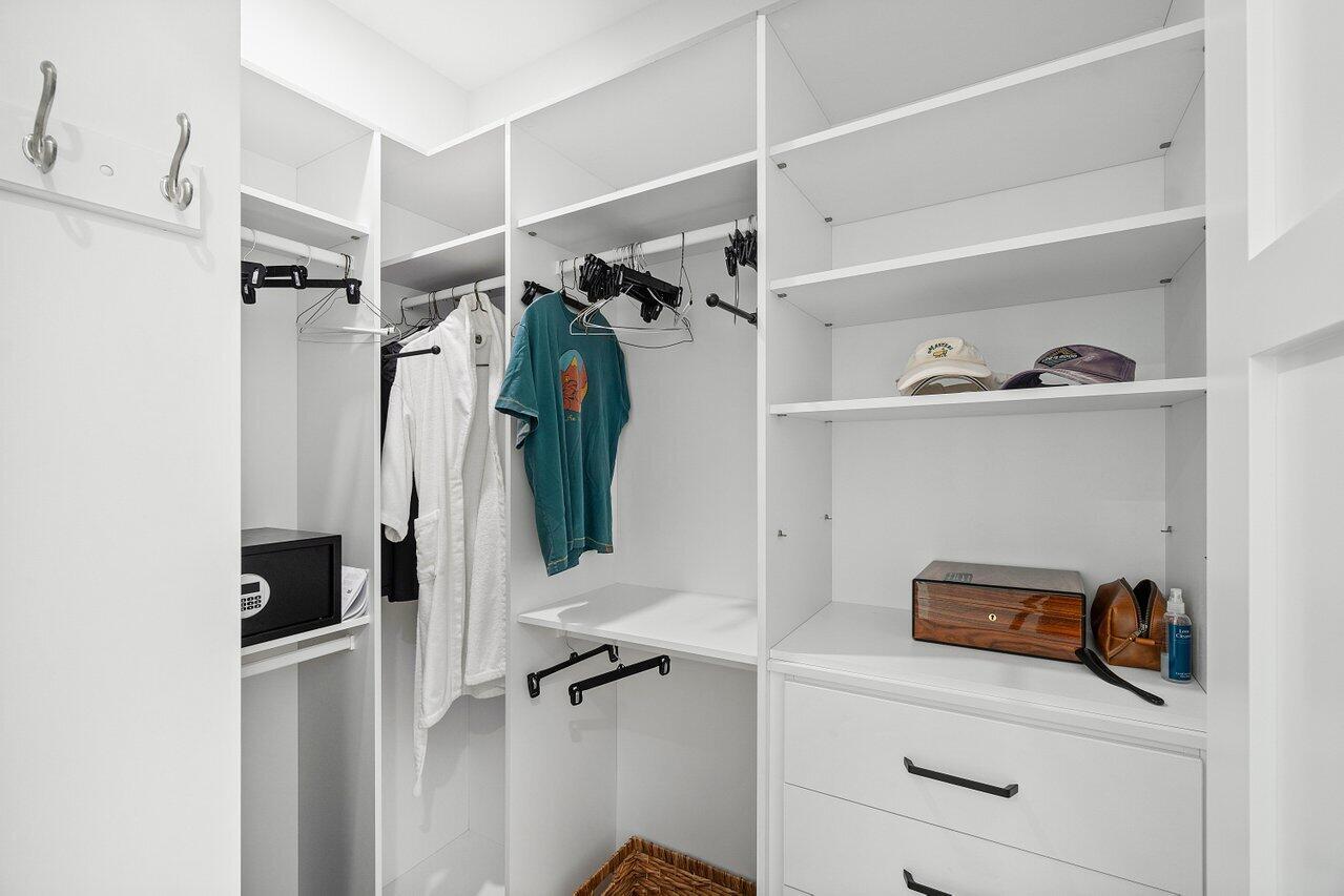 Plumosa Park - Residential