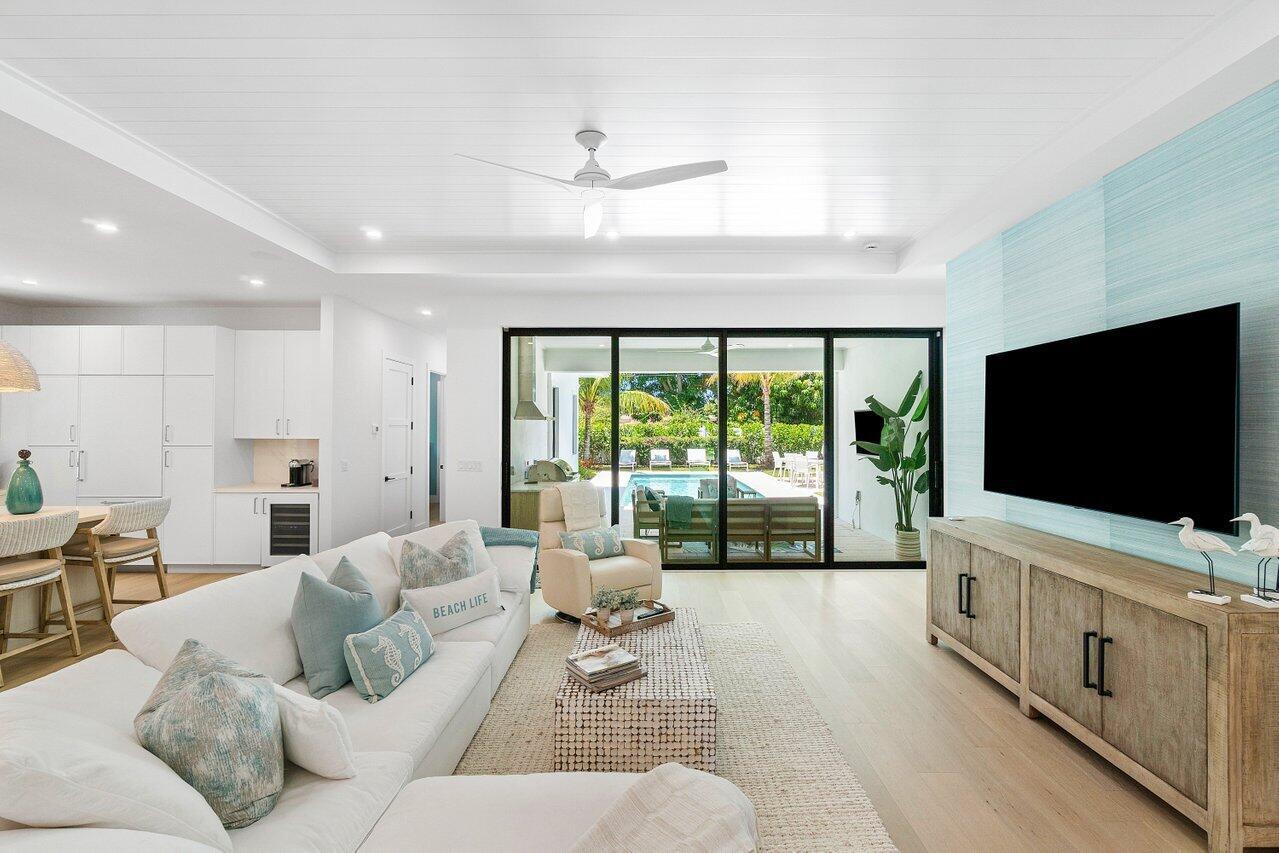 Plumosa Park - Residential