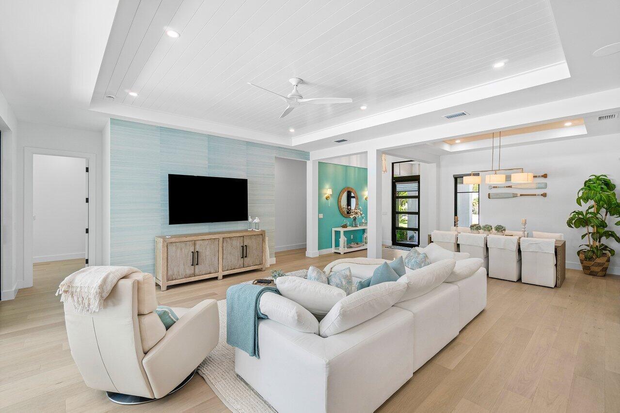 Plumosa Park - Residential