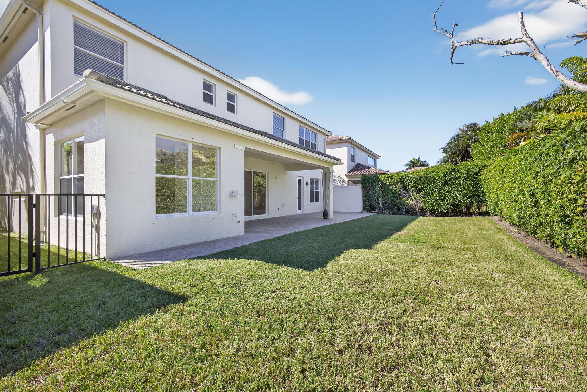 103 Villa Nueva Place