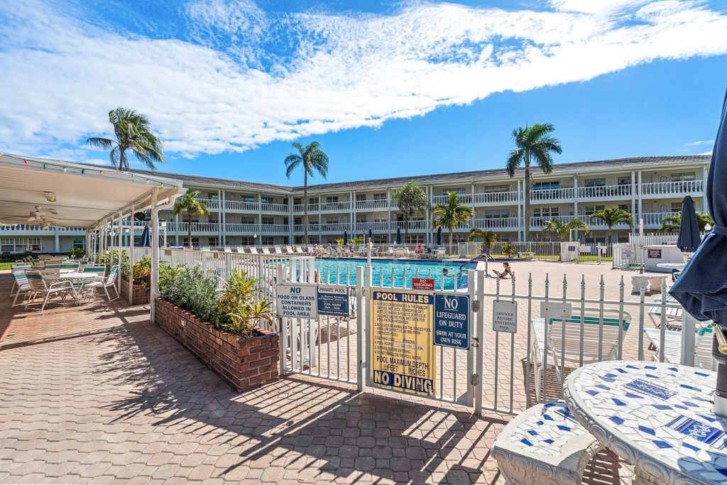 Photo of 5201 NE 24th Terrace #A-110, Fort Lauderdale, FL 33308 (MLS # F10548742)