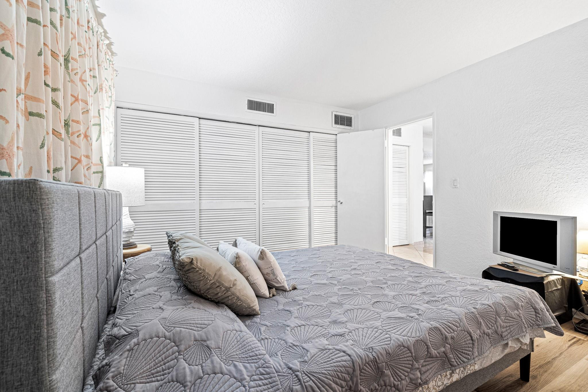 MAYBURY MANSIONS CONDO - Residential