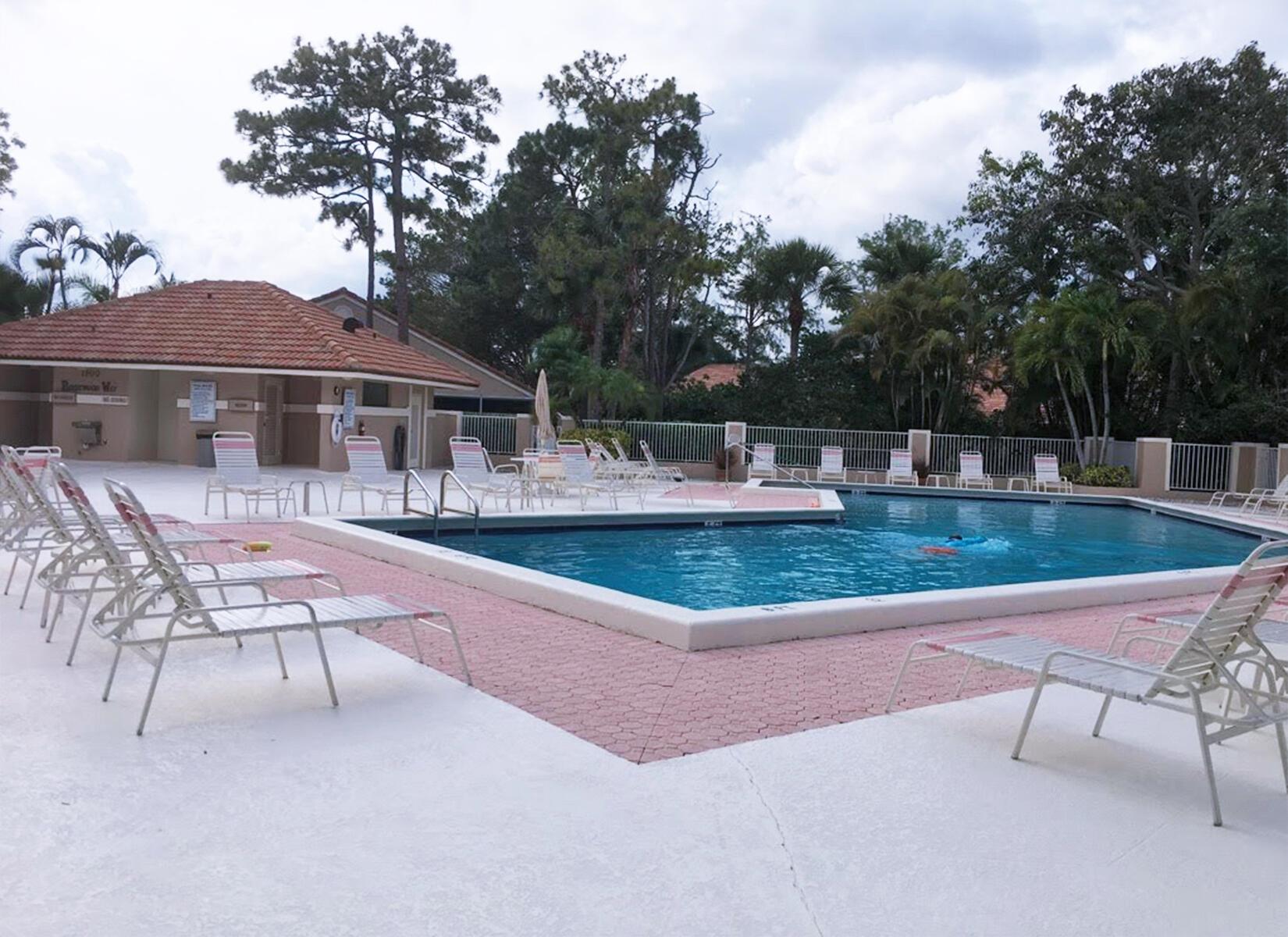 DUNBAR WOODS CONDO 4 - Residential Lease