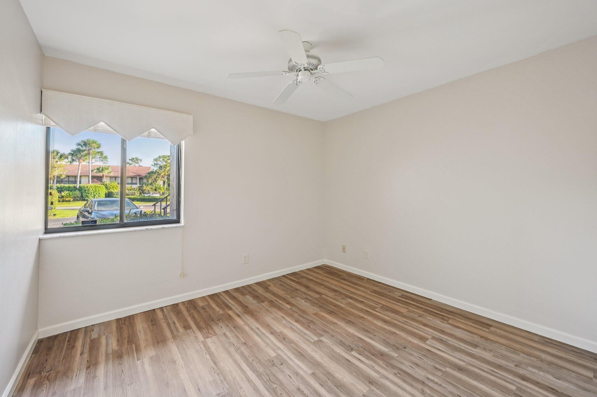 DUNBAR WOODS CONDO 4 - Residential Lease