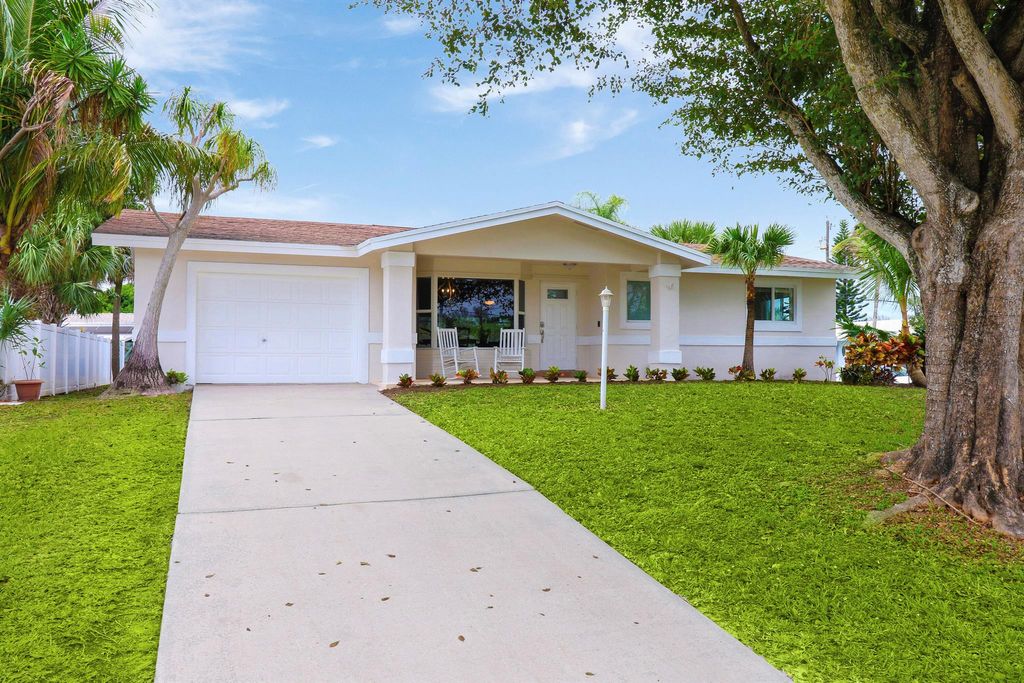 Photo of 3801 Lighthouse Drive, Palm Beach Gardens, FL 33410 (MLS # R10953867)