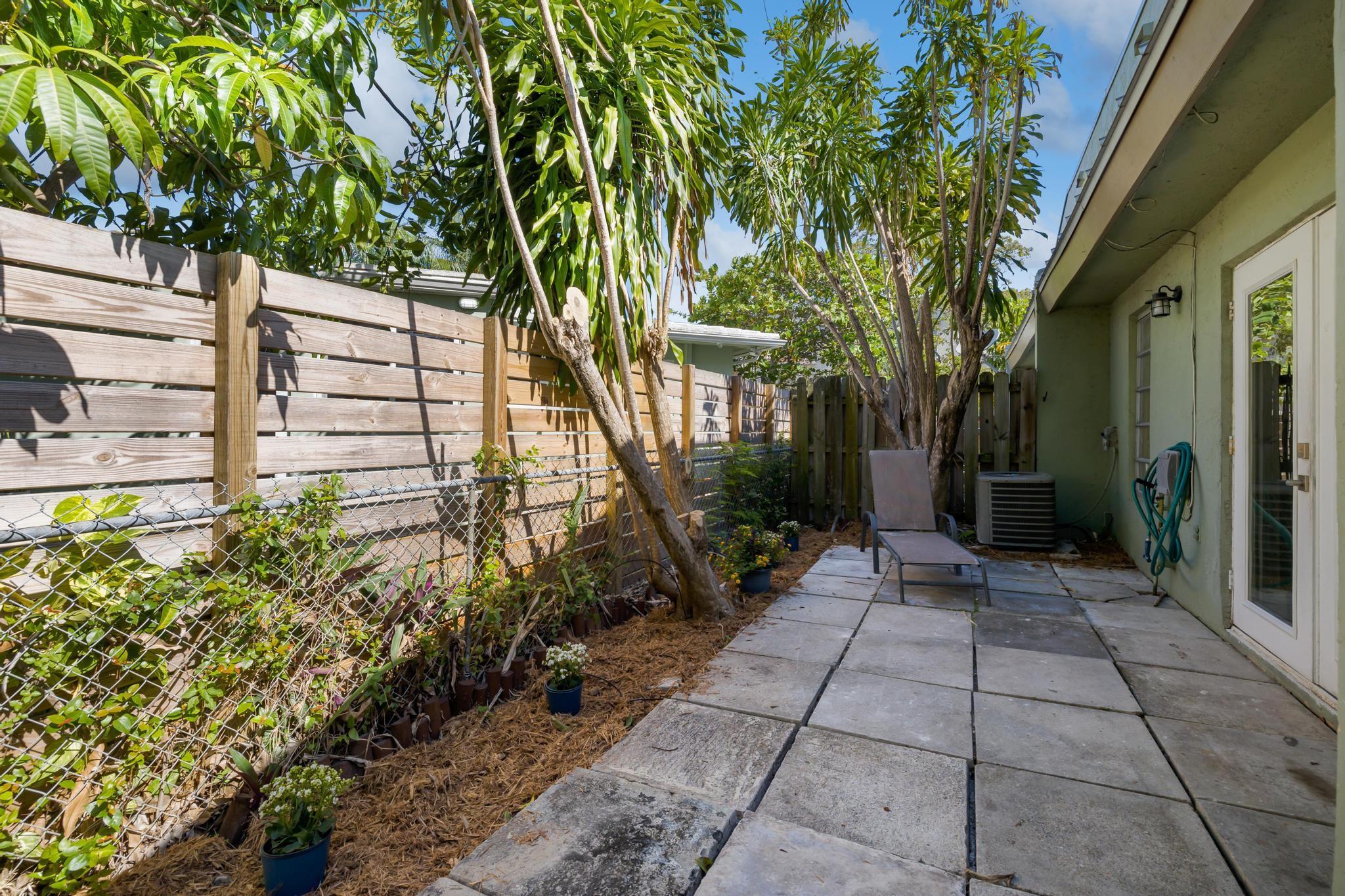 Croissant Park 4-28 B - Residential Lease