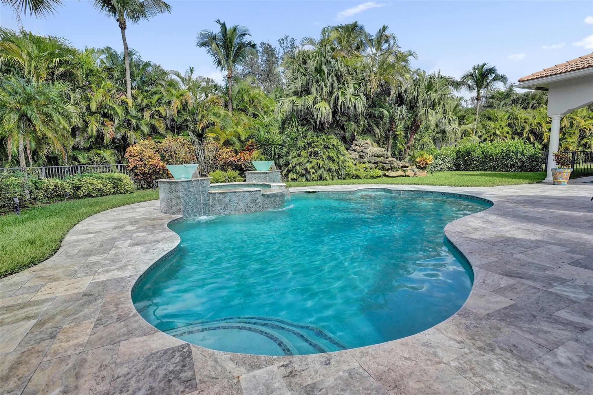 Grand Cypress Estates - Residential