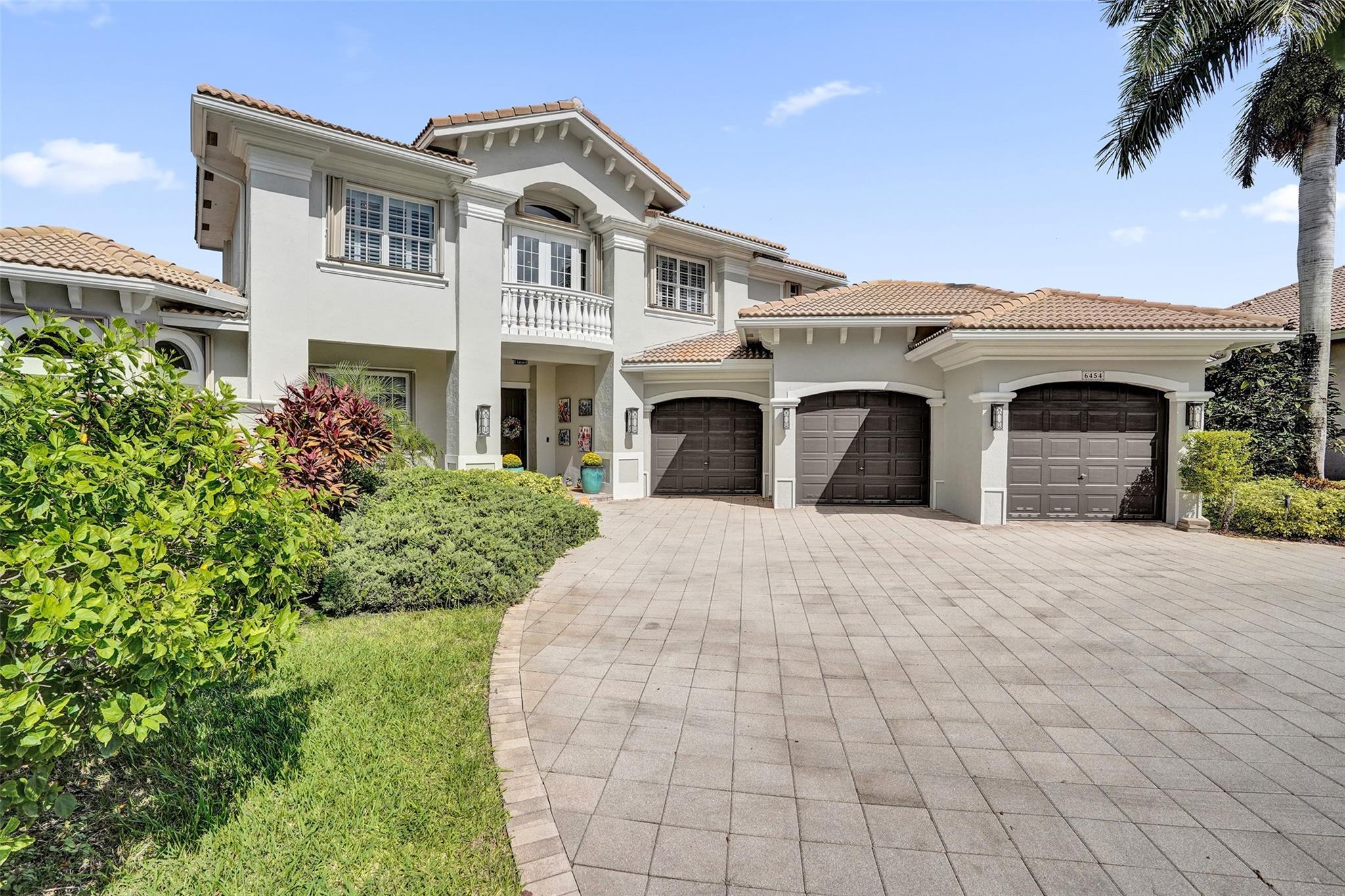 Grand Cypress Estates - Residential