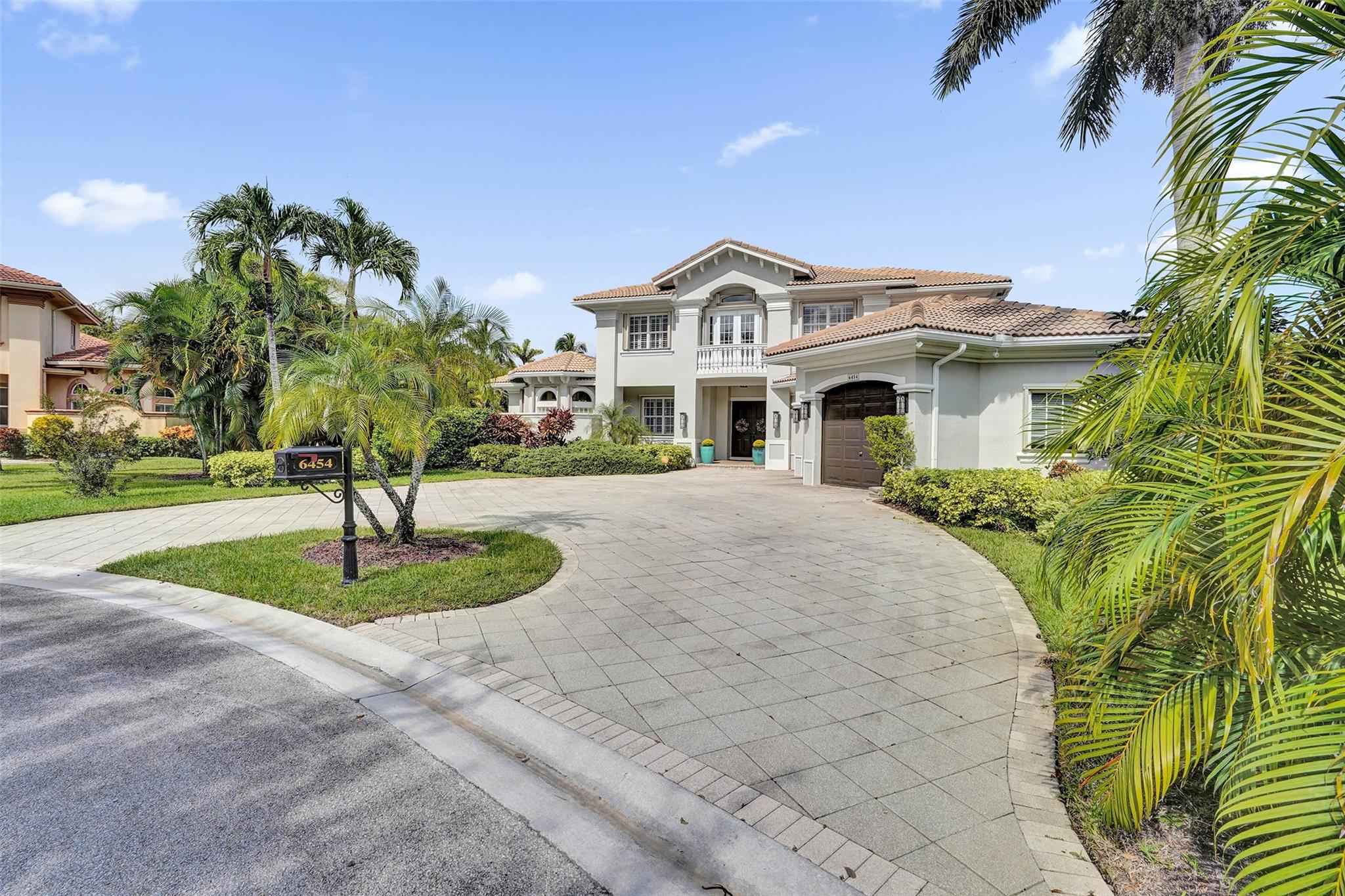 Grand Cypress Estates - Residential