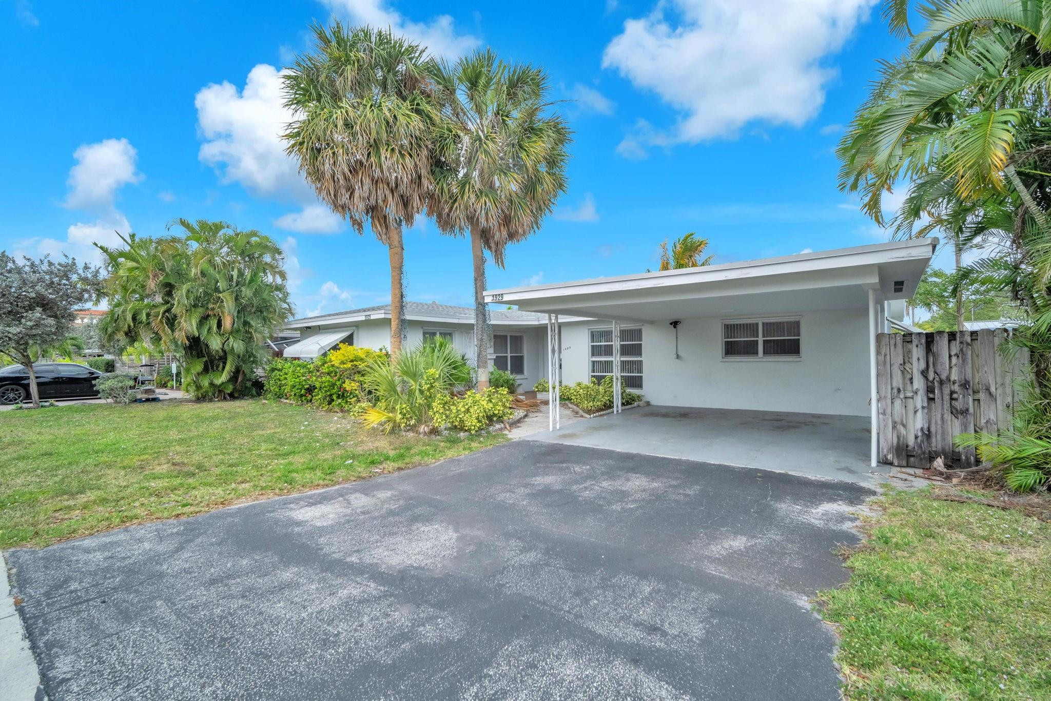 Coral Gardens 30-7 B - Residential Income