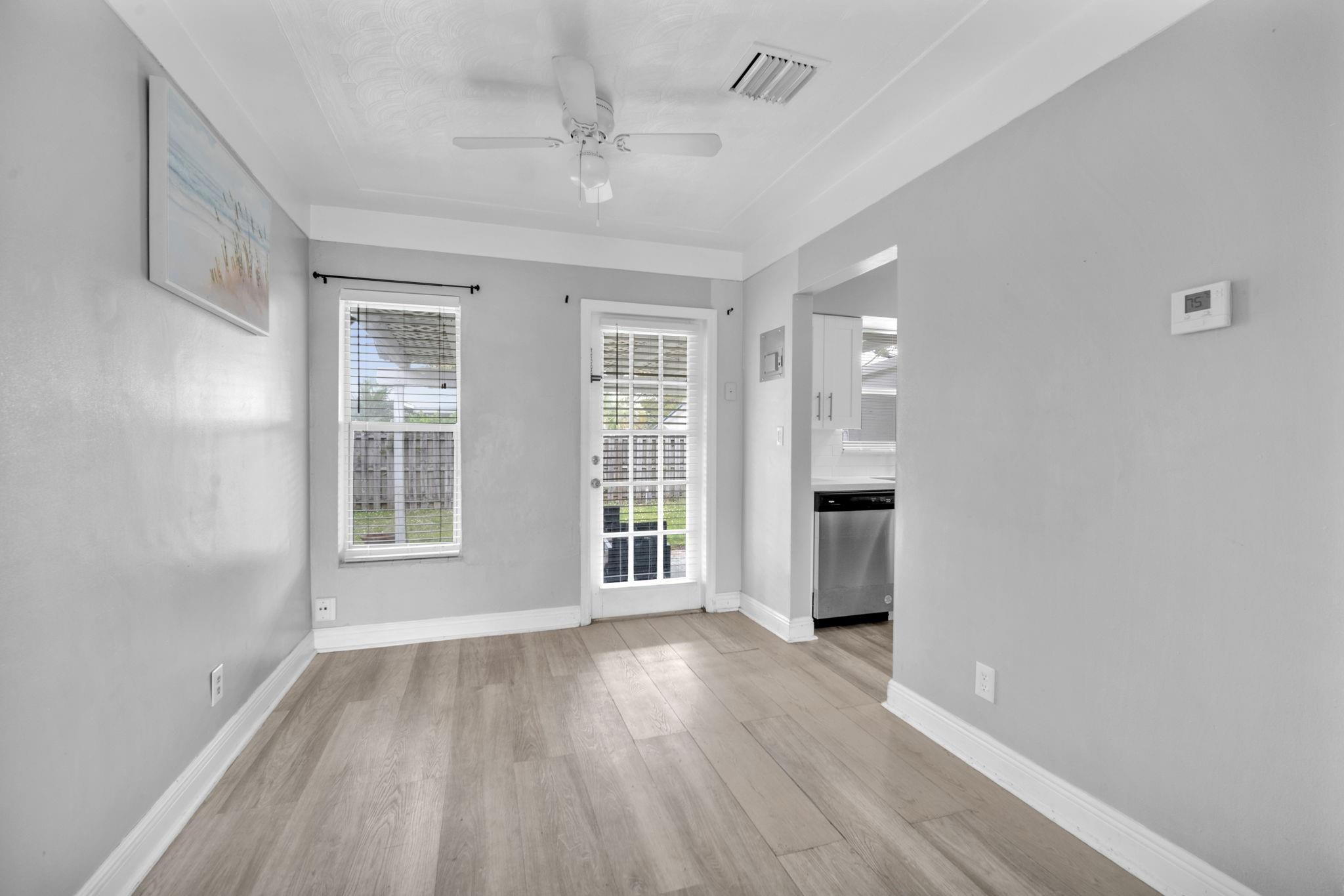 Coral Gardens 30-7 B - Residential Income