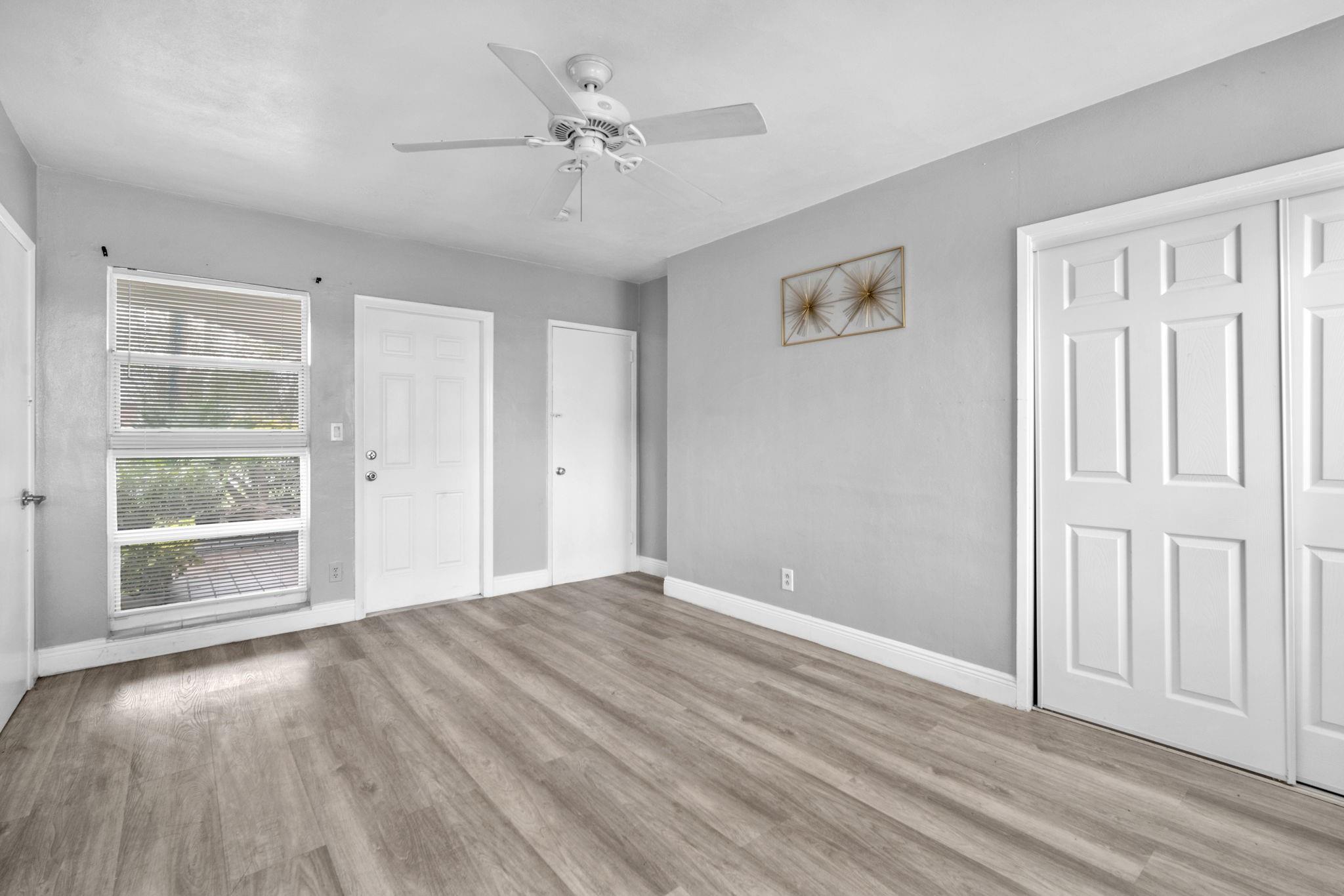 Coral Gardens 30-7 B - Residential Income