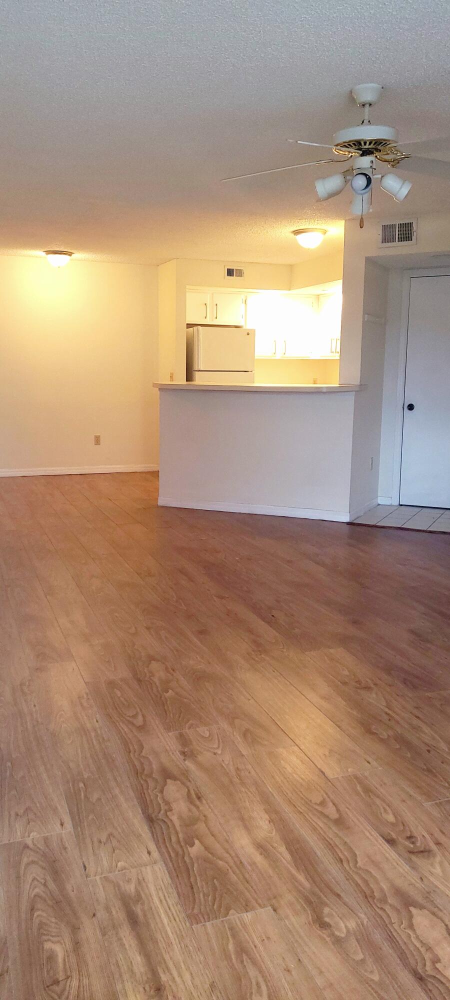 PONTE VERDE AT PALM BEACH LAKES CONDOMINIUM - Residential