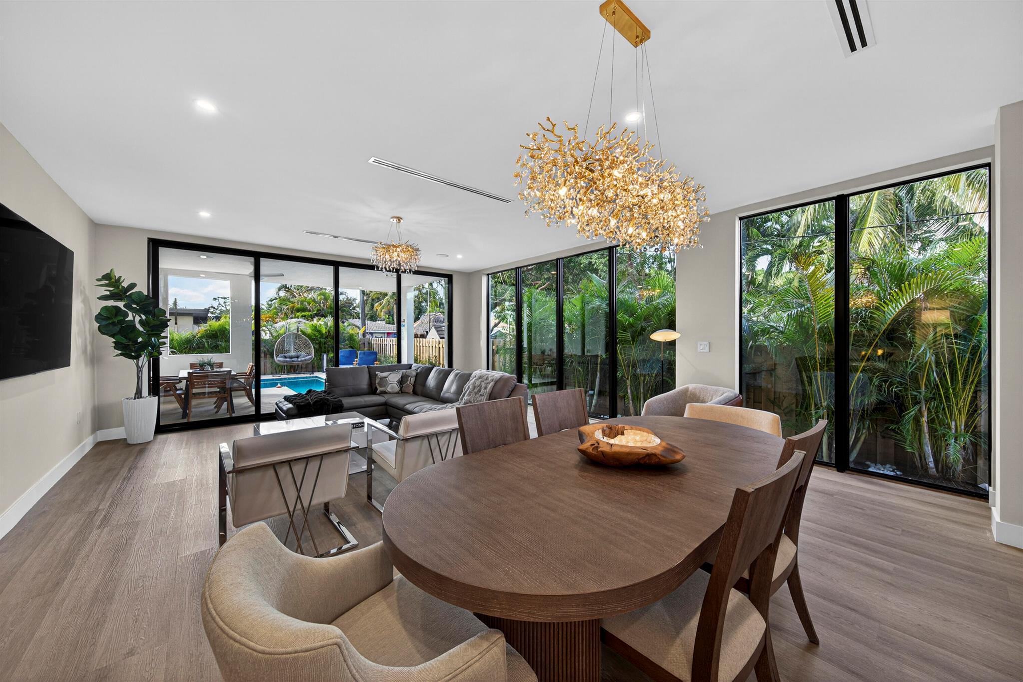 Lake Ridge - Residential Lease